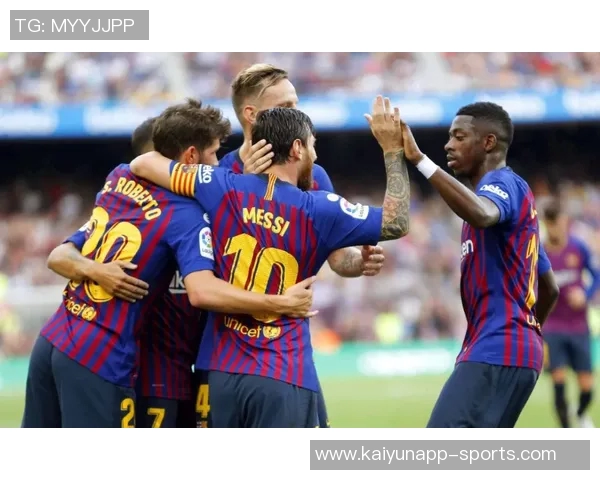 拉什福德在巴萨训练前意外离开甘伯体育城引发关注