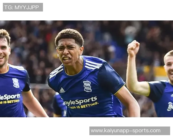 曼联欲引进多特中场贝林厄姆水晶宫也在争夺战中角逐 曼联欲引进多特中场贝林厄姆水晶宫也在争夺战中角逐