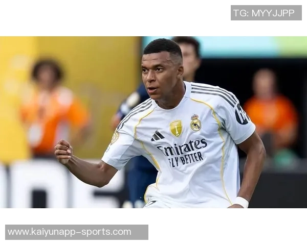 姆巴佩谈C罗千球目标称其不可思议但人生只有一次要勇于尝试