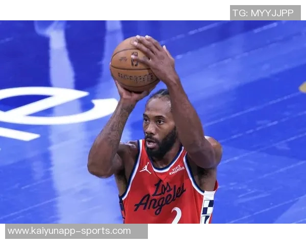 鲈鱼一开局便施强攻小卡遭遇挑战米奇巧用错峰策略对抗文班